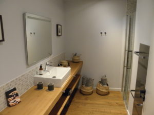 bel-air-guest-houses-huchet-bathroom
